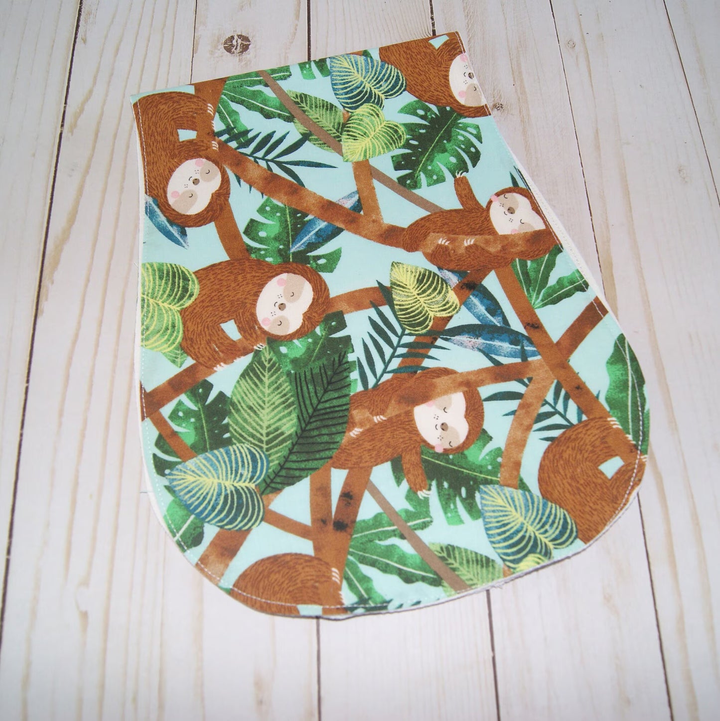 Sloth Bib And Burp Cloth